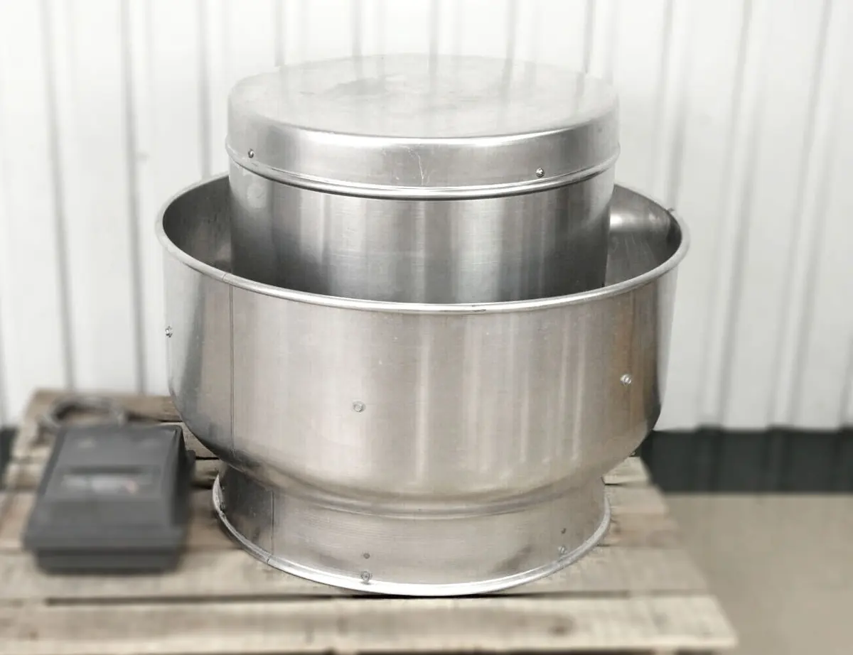 Extractor de techo tipo hongo con carcasa de aluminio, listo para instalar